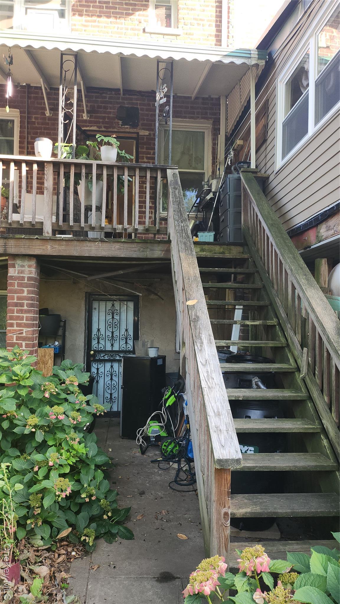 Single Family Richardson  Bronx, NY 10470, MLS-926735-21