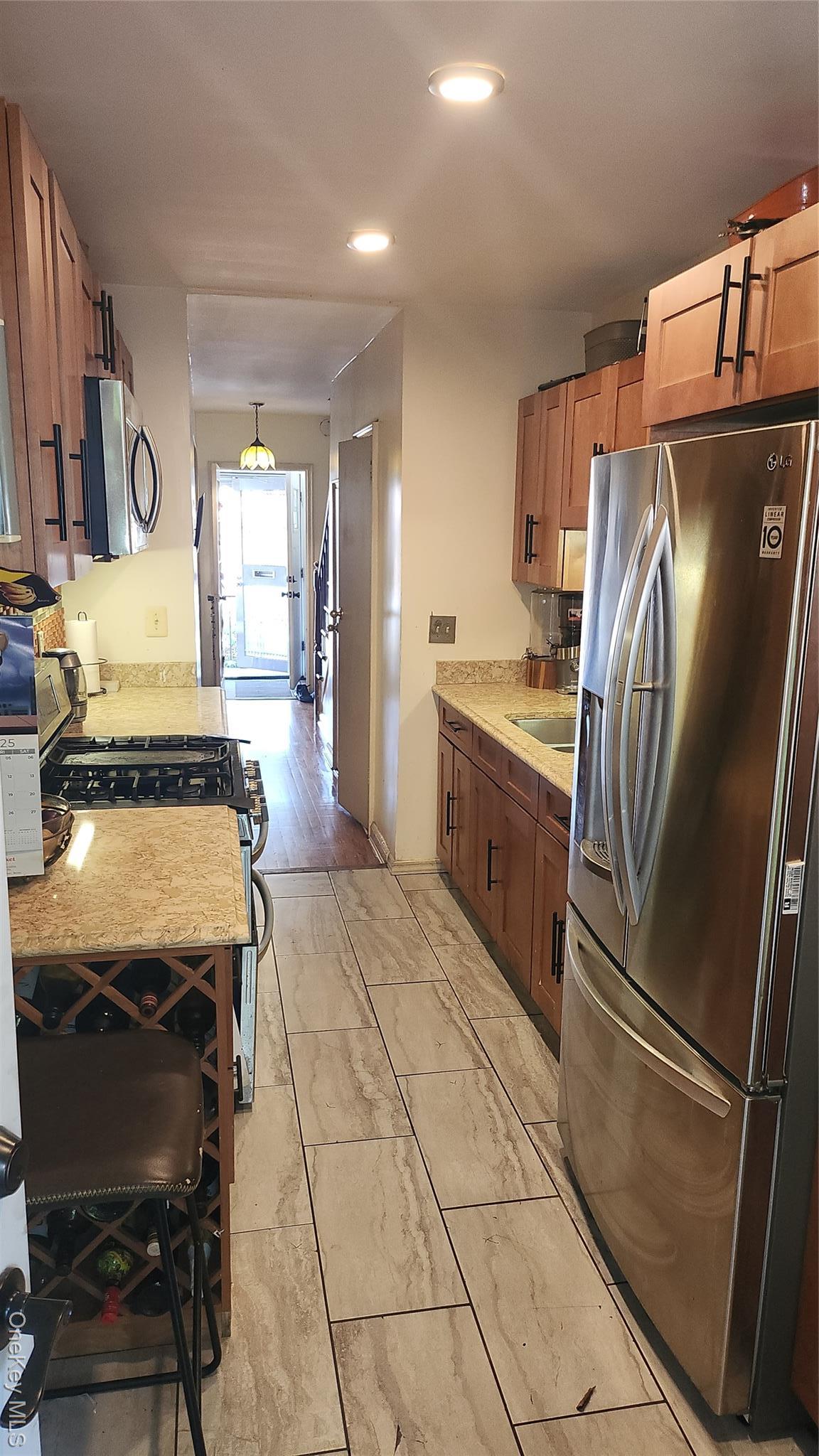 Single Family Richardson  Bronx, NY 10470, MLS-926735-4