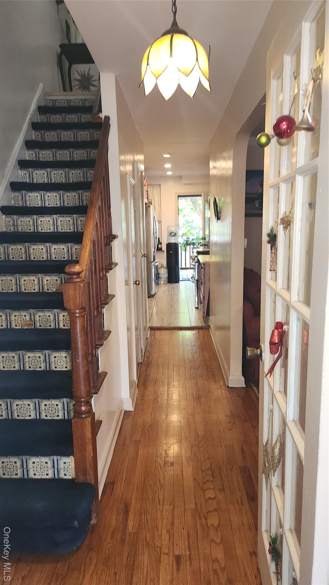 Single Family Richardson  Bronx, NY 10470, MLS-926735-7