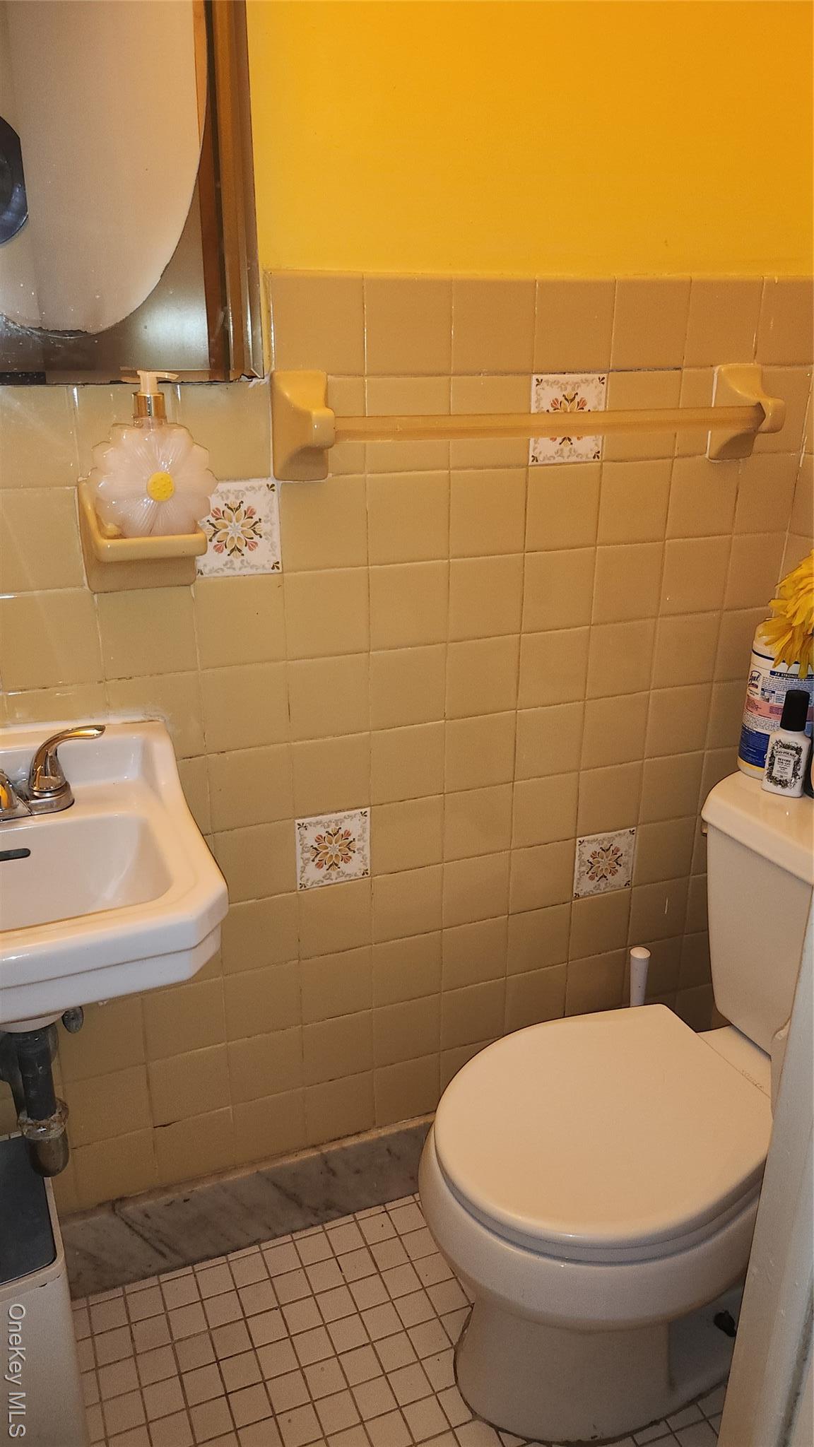 Single Family Richardson  Bronx, NY 10470, MLS-926735-8