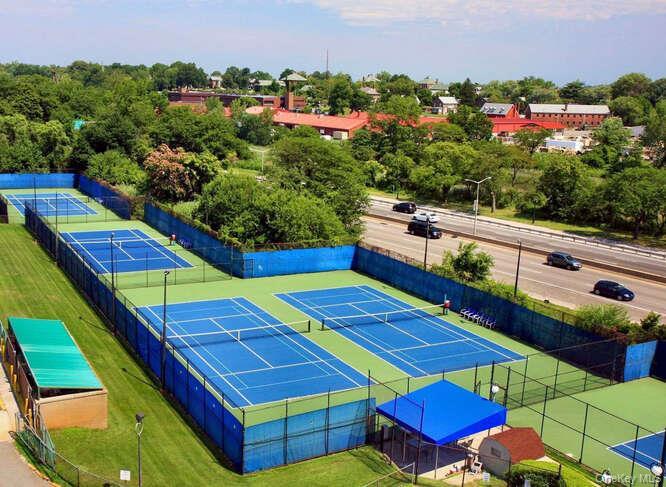 Coop 215th  Queens, NY 11360, MLS-926740-24