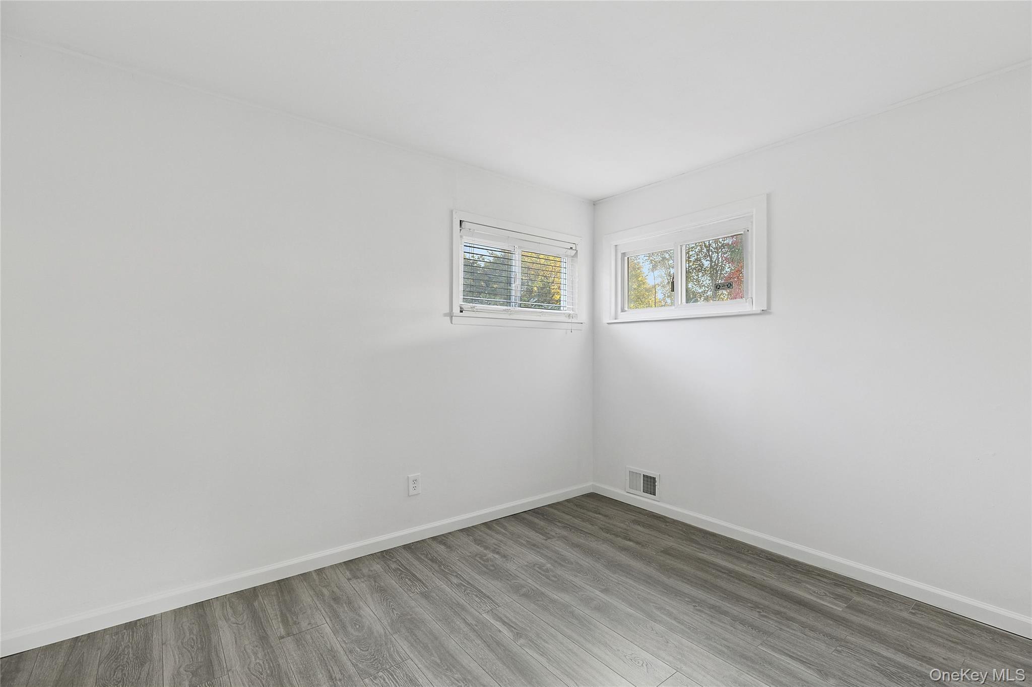 Single Family Old Town  Suffolk County, NY 11776, MLS-926745-22