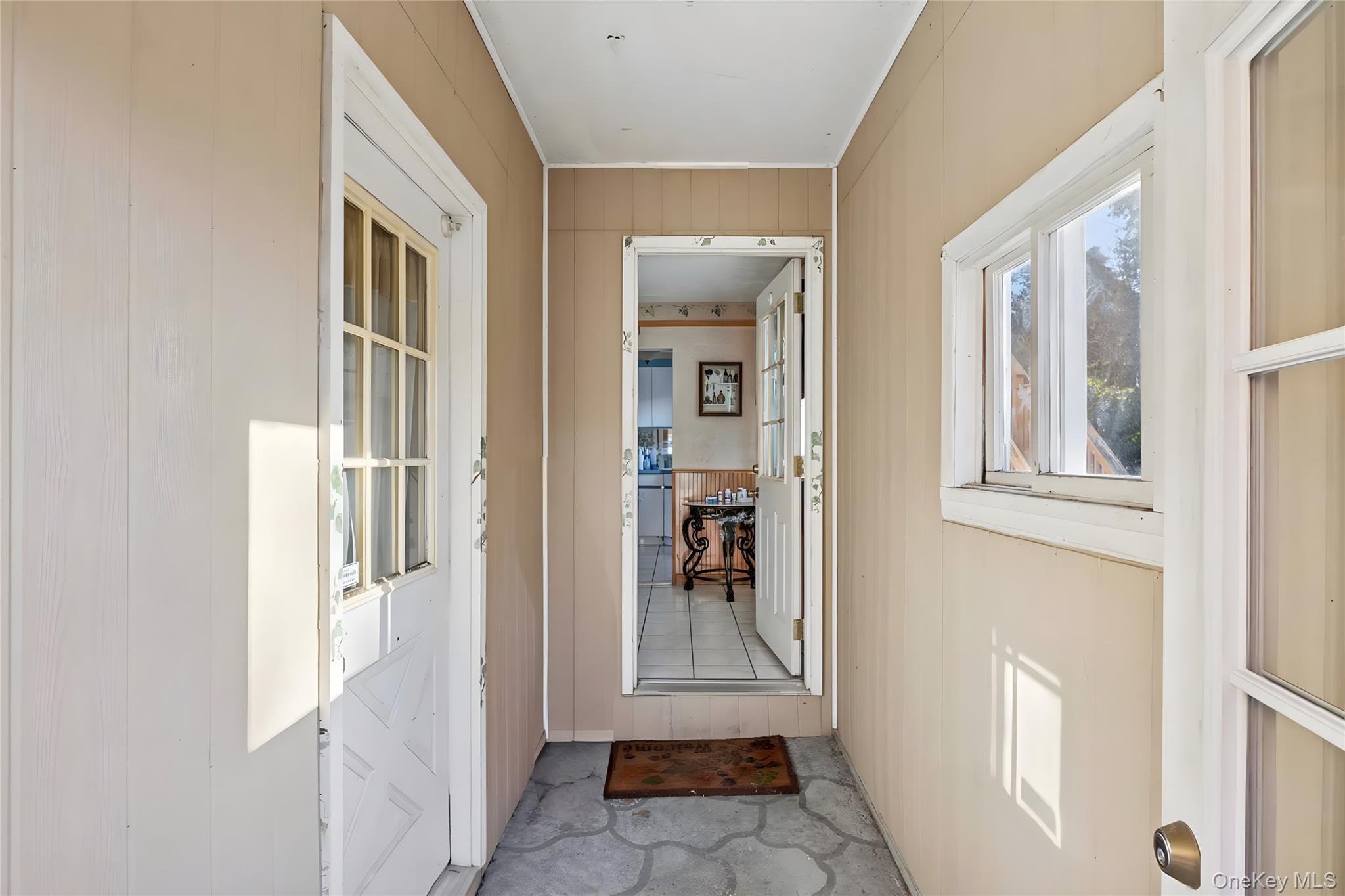 Single Family Old Town  Suffolk County, NY 11776, MLS-926745-9