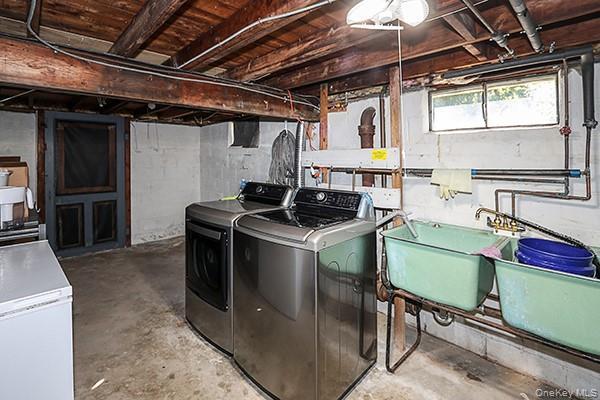 Single Family Orchard Suffolk County, NY 11788, MLS-926780-16