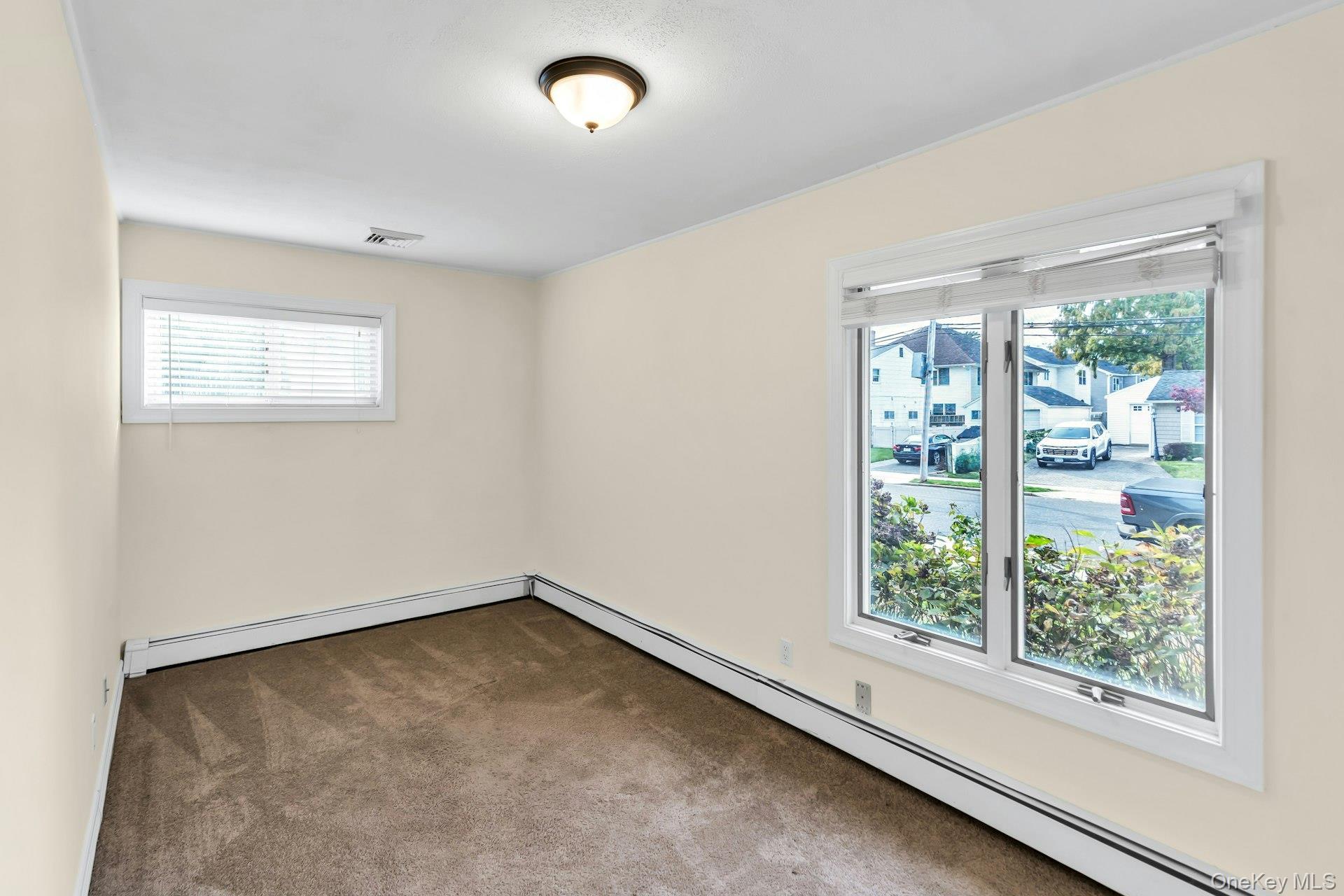 Single Family Greenway  Nassau County, NY 11791, MLS-926782-18