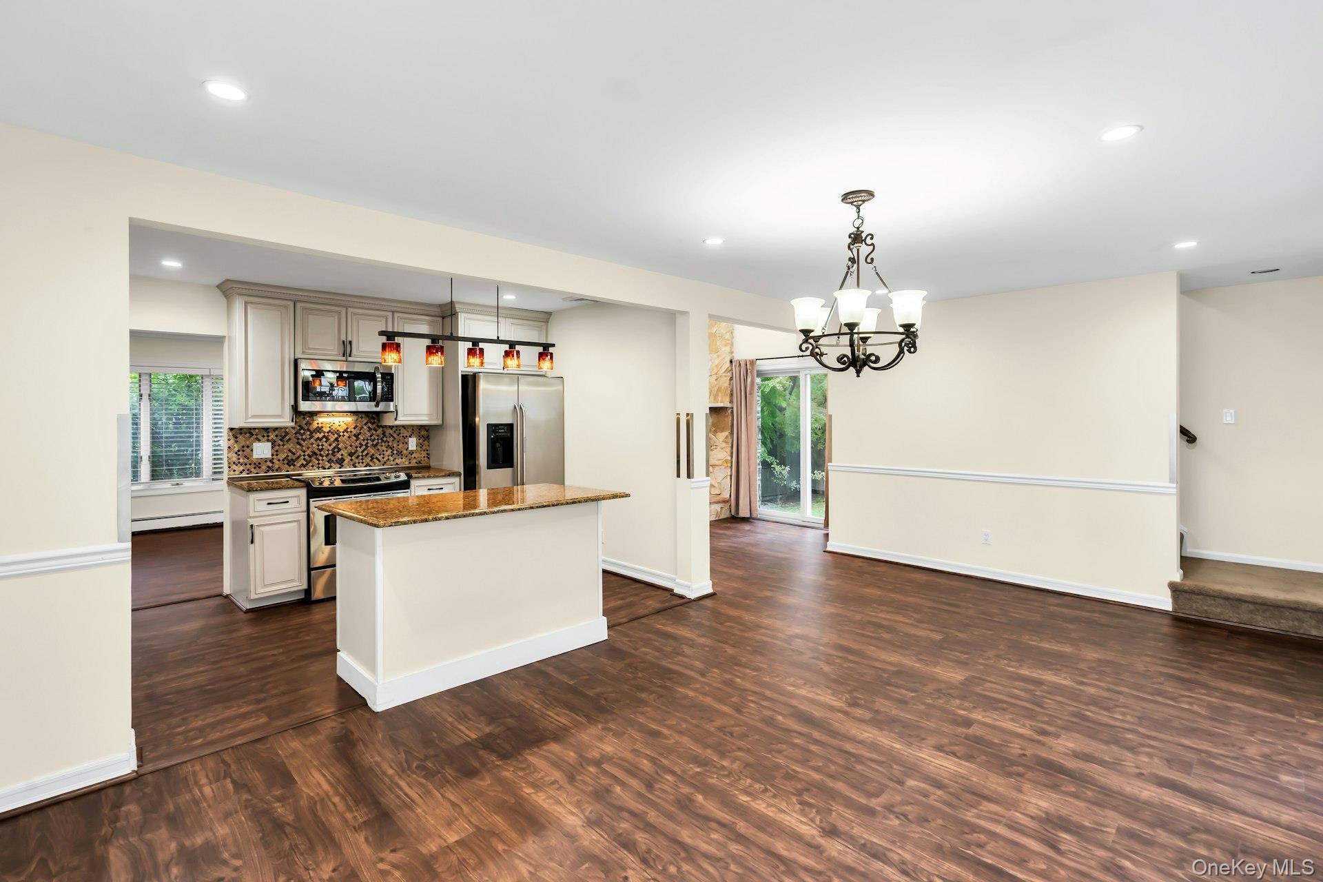 Single Family Greenway  Nassau County, NY 11791, MLS-926782-5