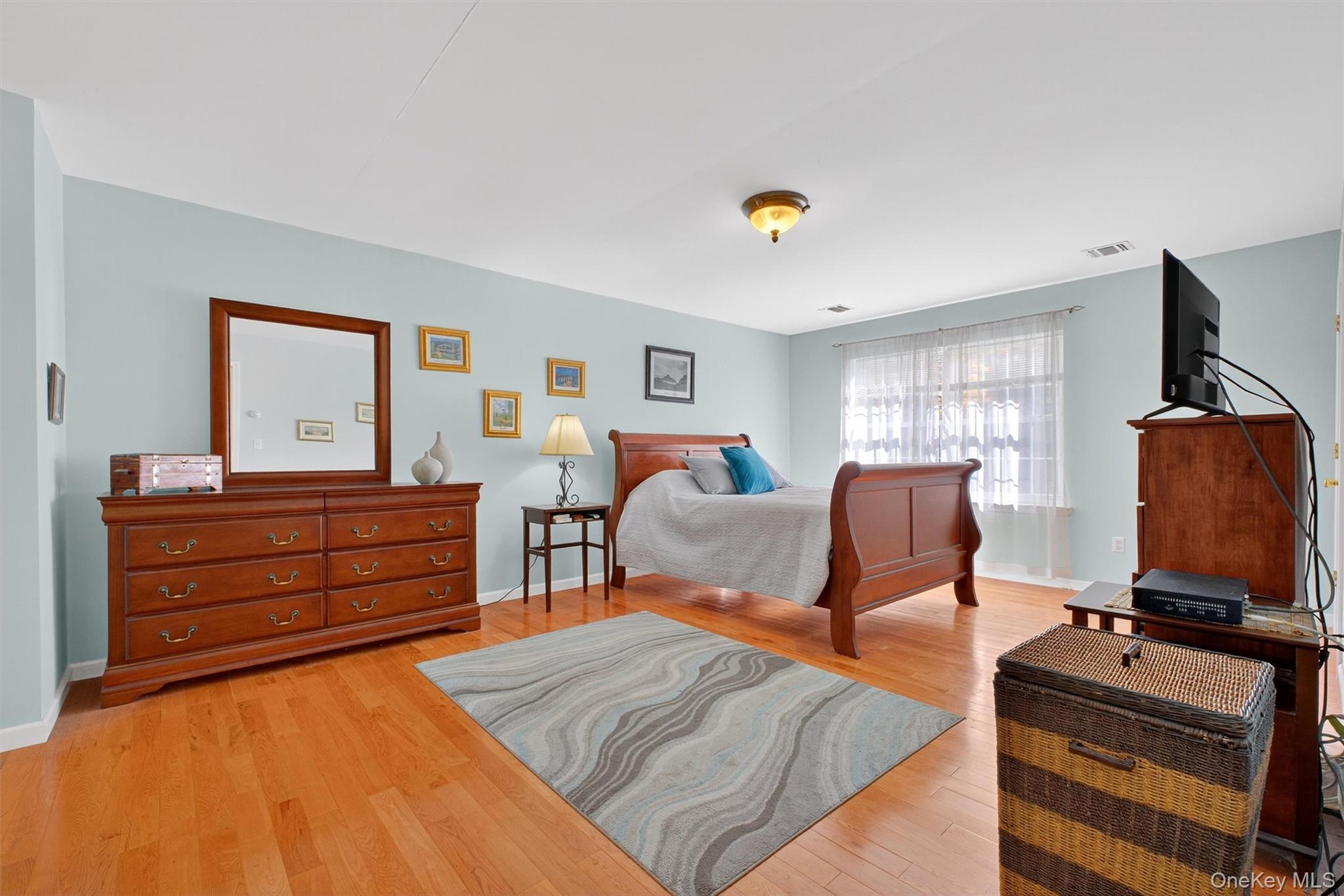 Single Family Longview  Westchester County, NY 10566, MLS-926793-16