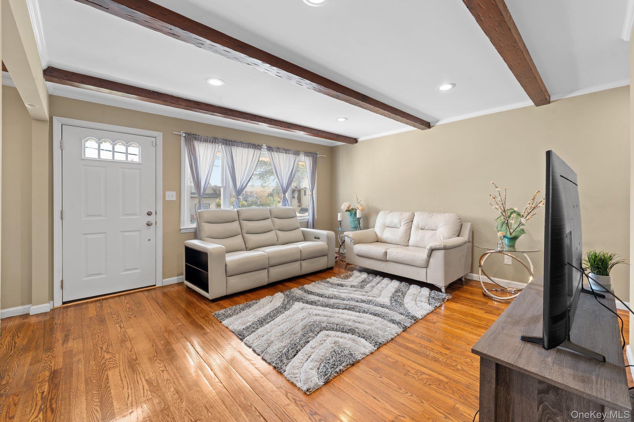 Single Family Miller  Nassau County, NY 11520, MLS-926794-8