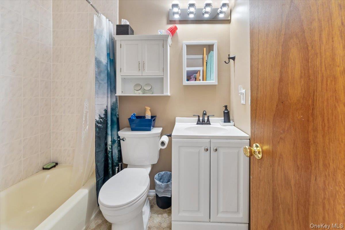 Single Family Richard Suffolk County, NY 11779, MLS-926796-11