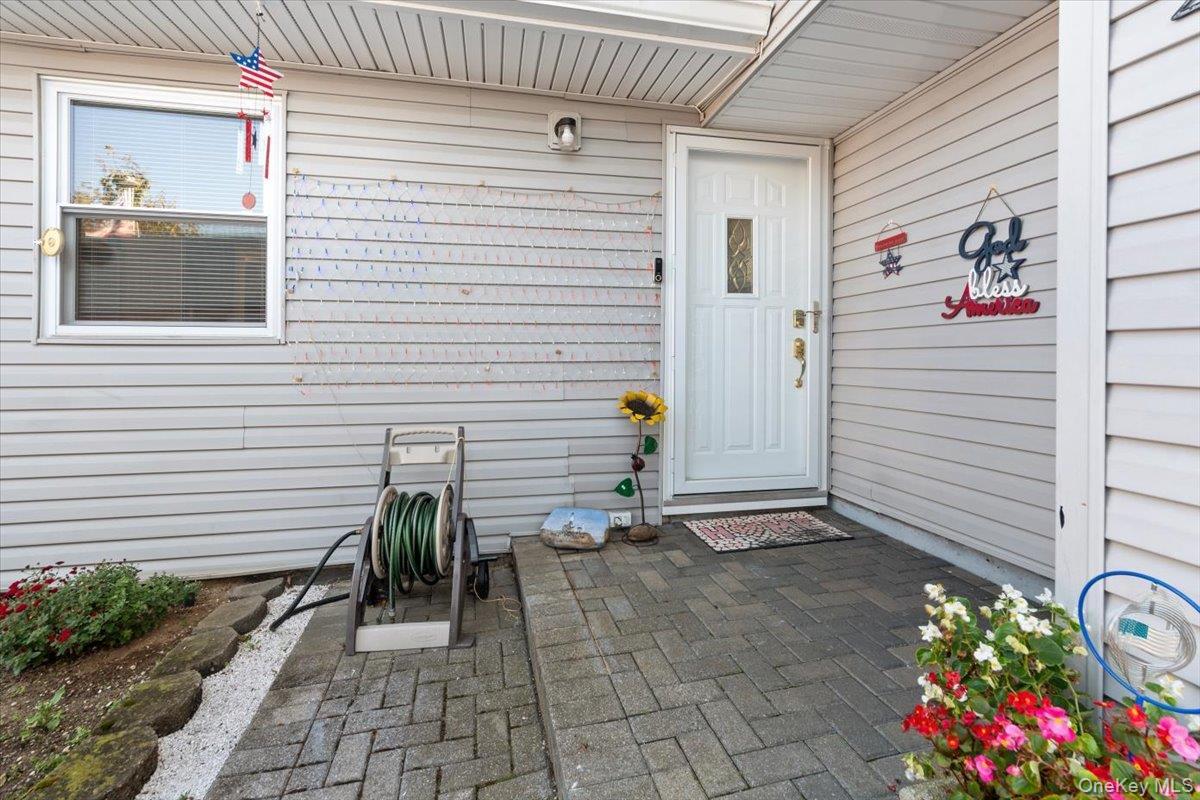 Single Family Richard Suffolk County, NY 11779, MLS-926796-2