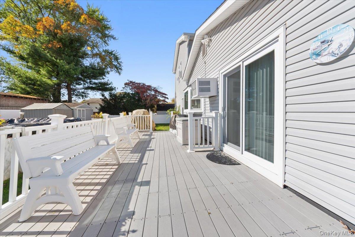 Single Family Richard Suffolk County, NY 11779, MLS-926796-32