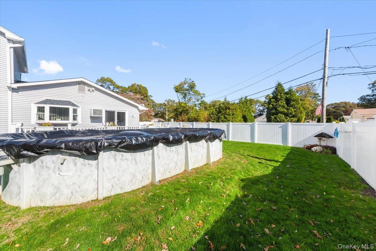 Single Family Richard Suffolk County, NY 11779, MLS-926796-34