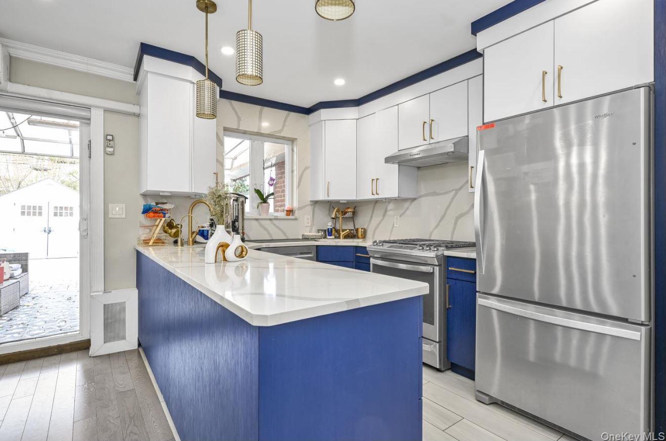 Single Family 69th Queens, NY 11367, MLS-926805-6