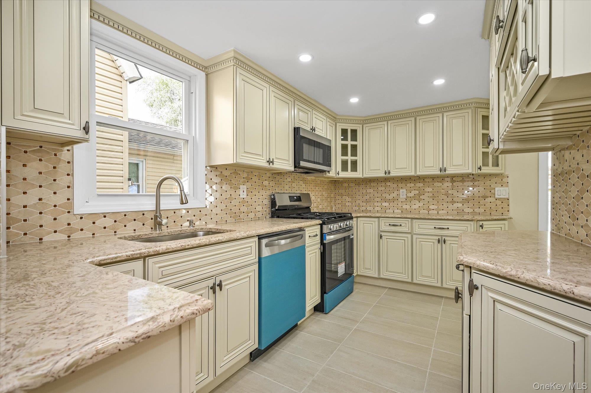 Single Family 197 Queens, NY 11412, MLS-926809-10