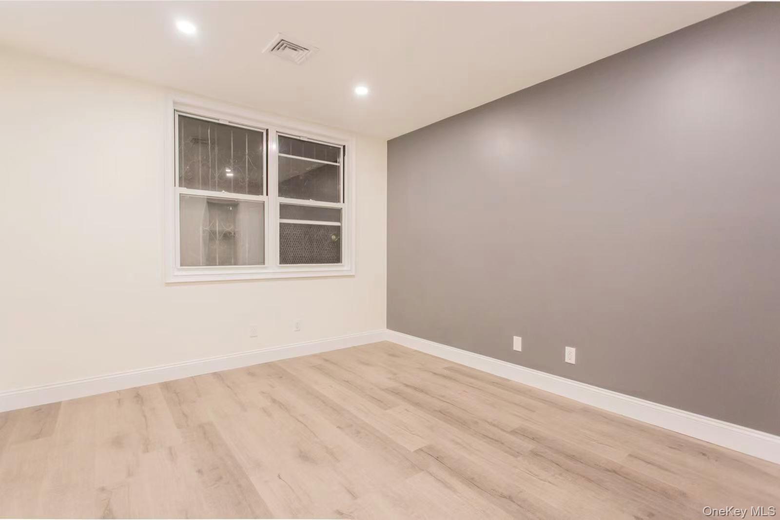 Single Family Elton  Bronx, NY 10455, MLS-926821-9