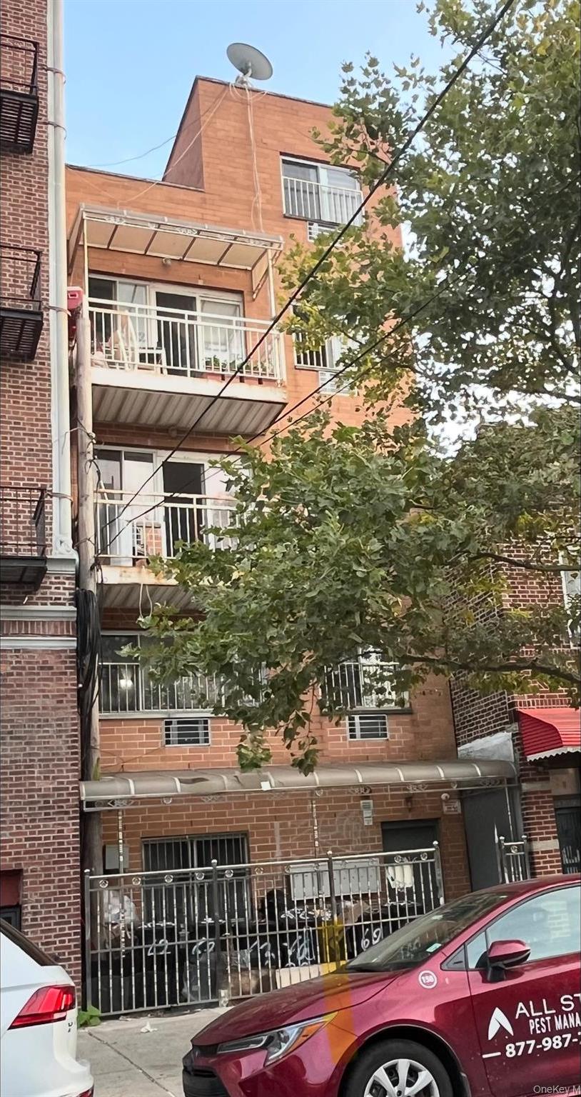 Single Family 39 Queens, NY 11377, MLS-926829-3