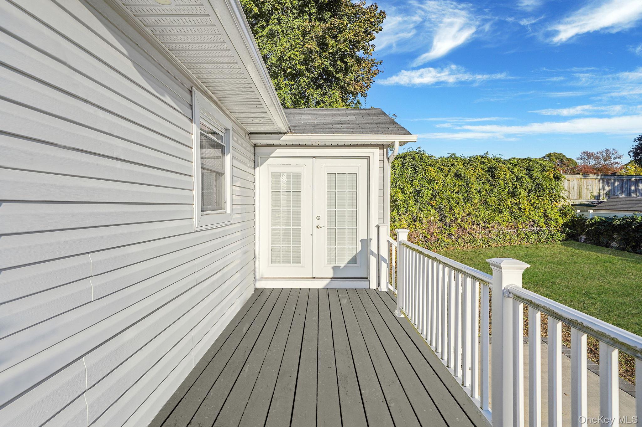 Single Family Pell  Suffolk County, NY 11703, MLS-926836-10