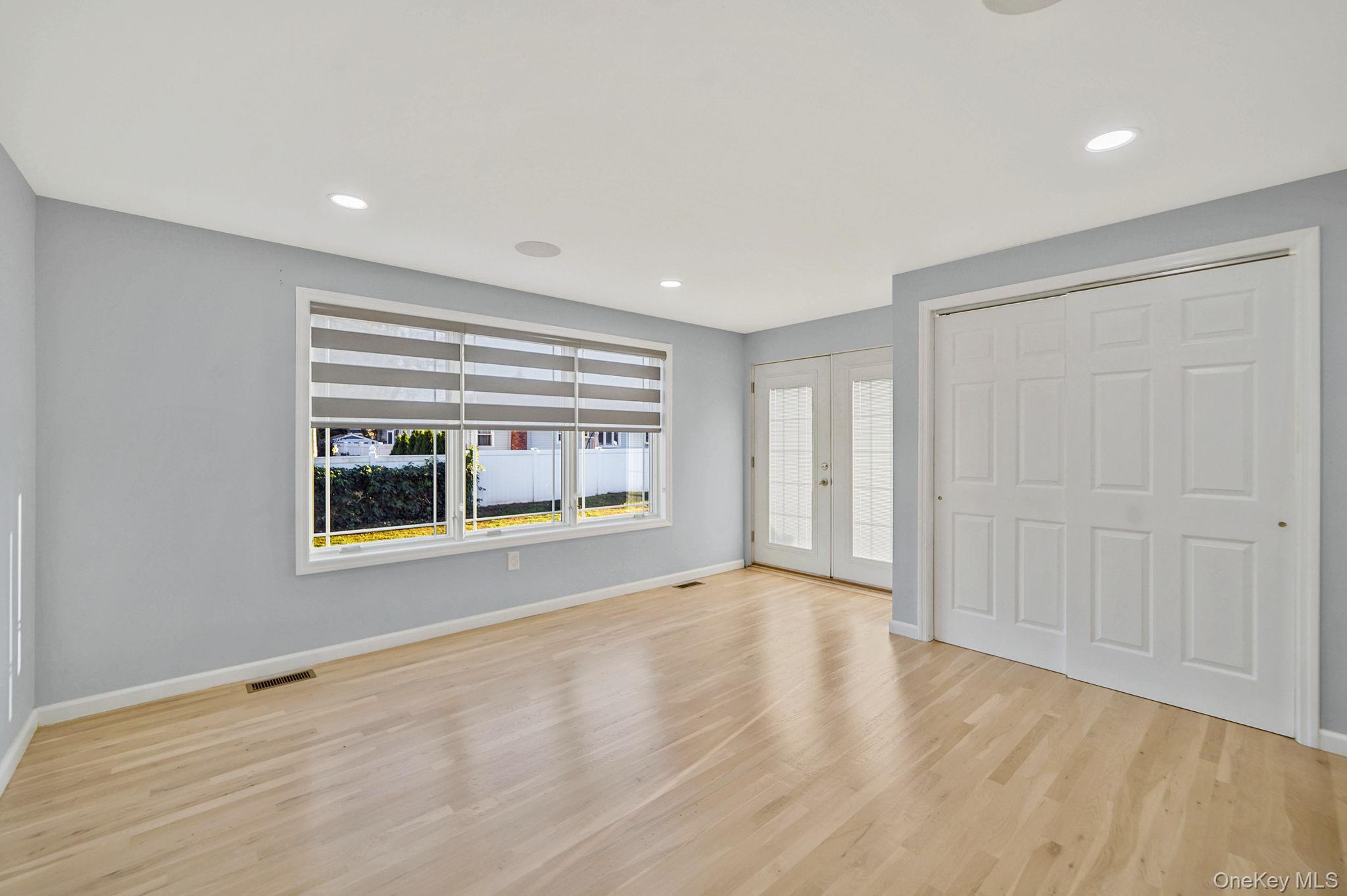 Single Family Pell  Suffolk County, NY 11703, MLS-926836-13