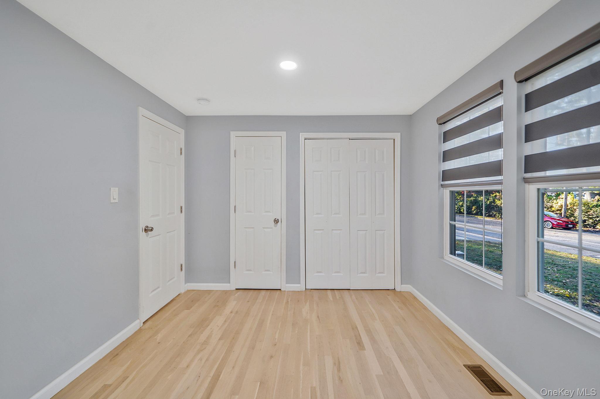 Single Family Pell  Suffolk County, NY 11703, MLS-926836-17