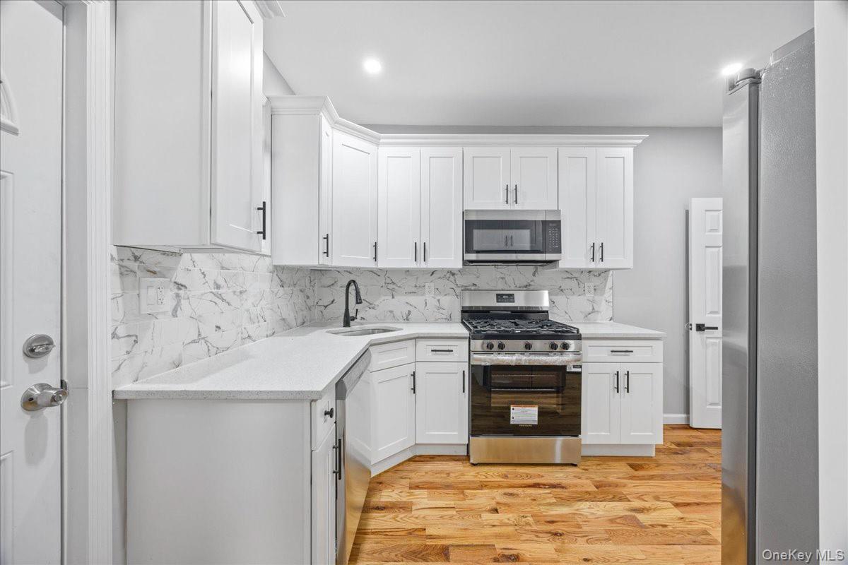 Single Family Webster  Staten Island, NY 10301, MLS-926860-16