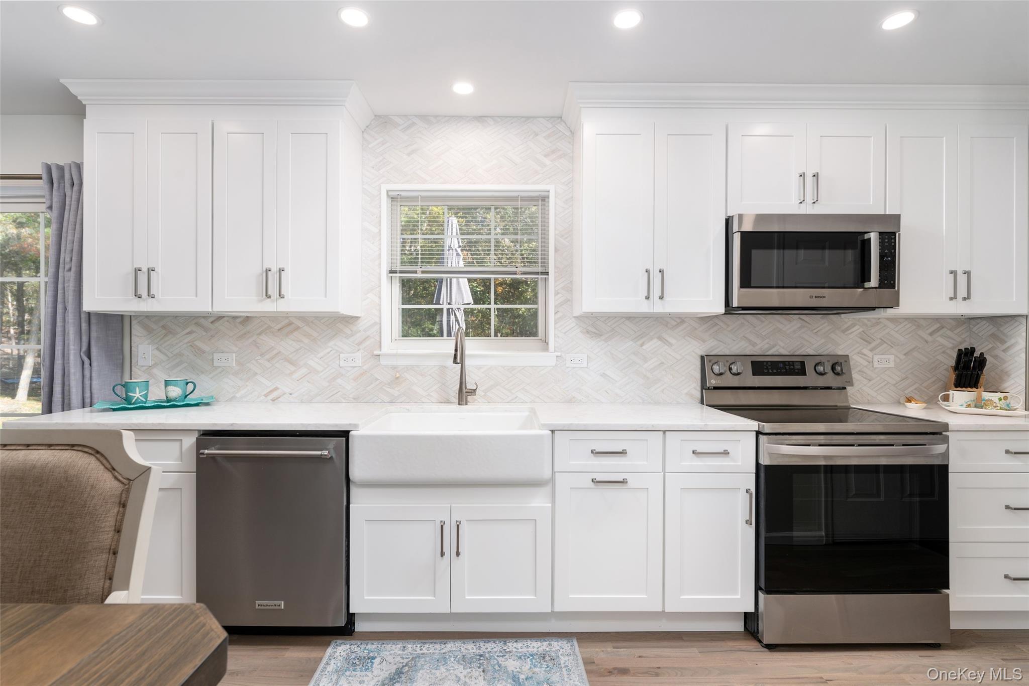 Single Family Washington Heights  Suffolk County, NY 11946, MLS-926880-10