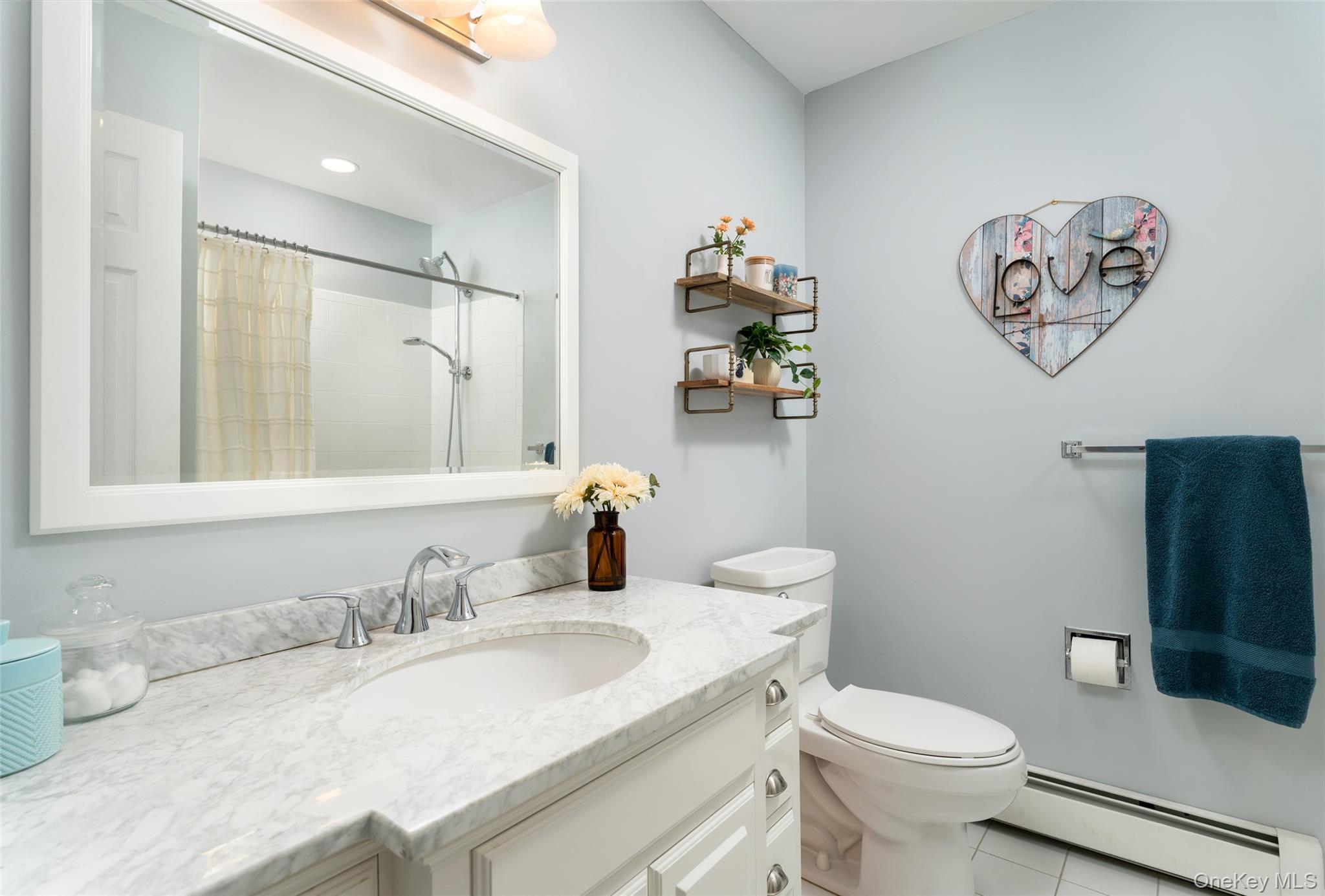 Single Family Washington Heights  Suffolk County, NY 11946, MLS-926880-18