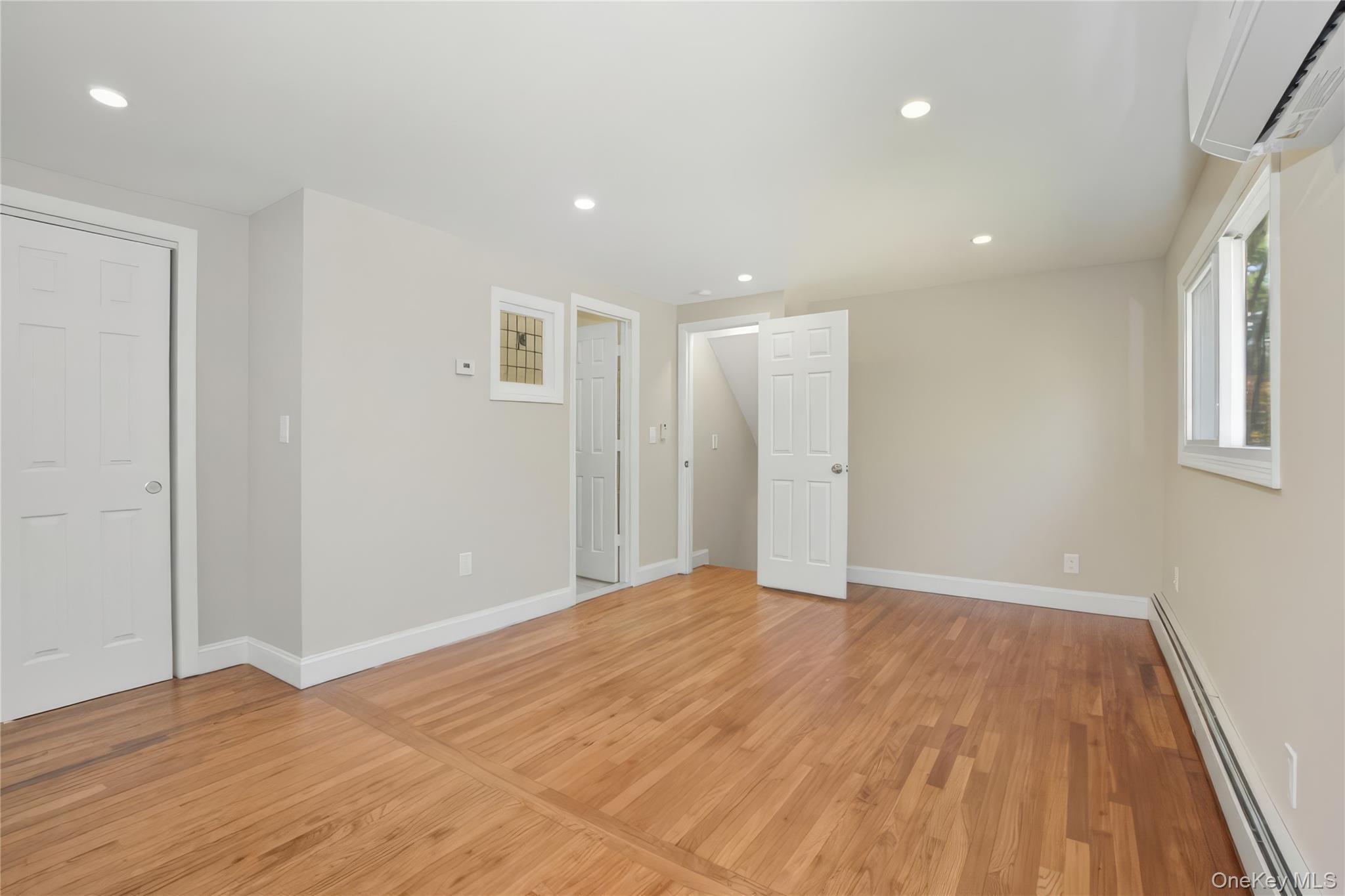 Single Family Ganna  Suffolk County, NY 11746, MLS-926882-25