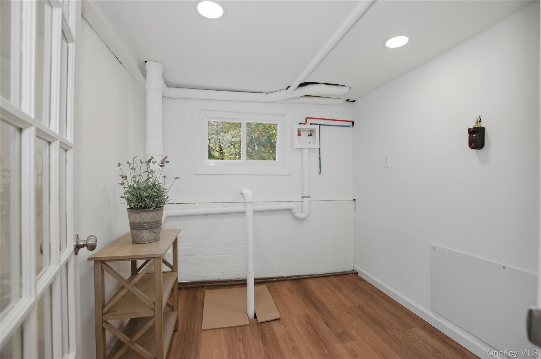 Single Family Ganna  Suffolk County, NY 11746, MLS-926882-9