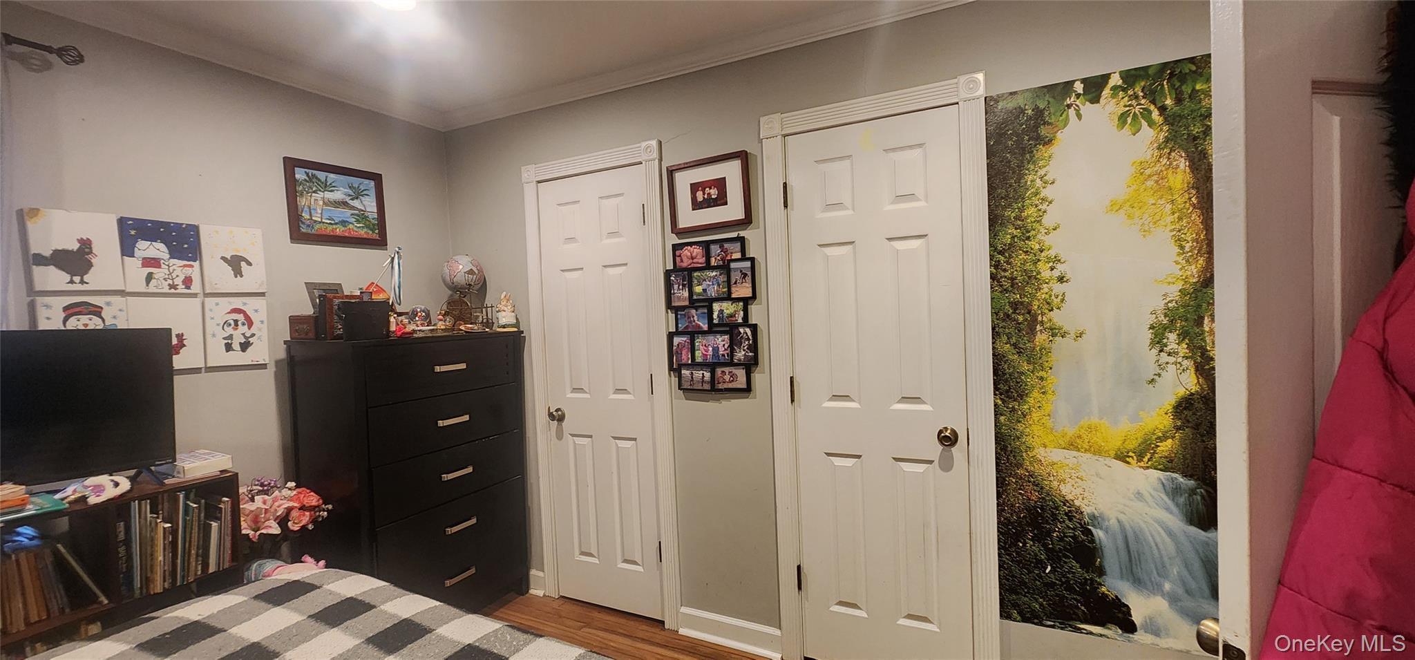 Single Family Astoria Suffolk County, NY 11951, MLS-926885-19