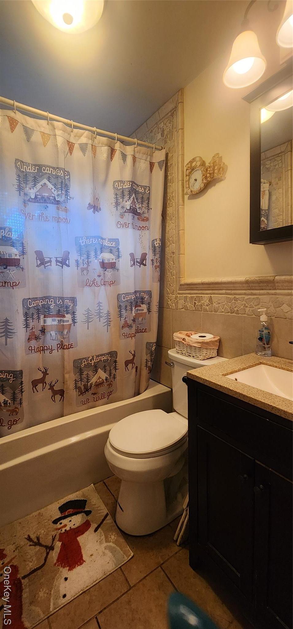 Single Family Astoria Suffolk County, NY 11951, MLS-926885-20