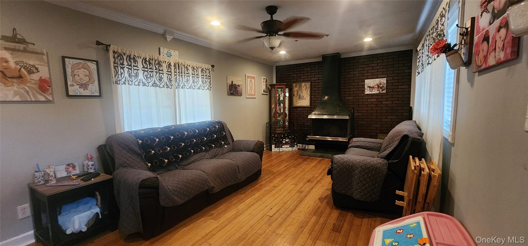 Single Family Astoria Suffolk County, NY 11951, MLS-926885-26