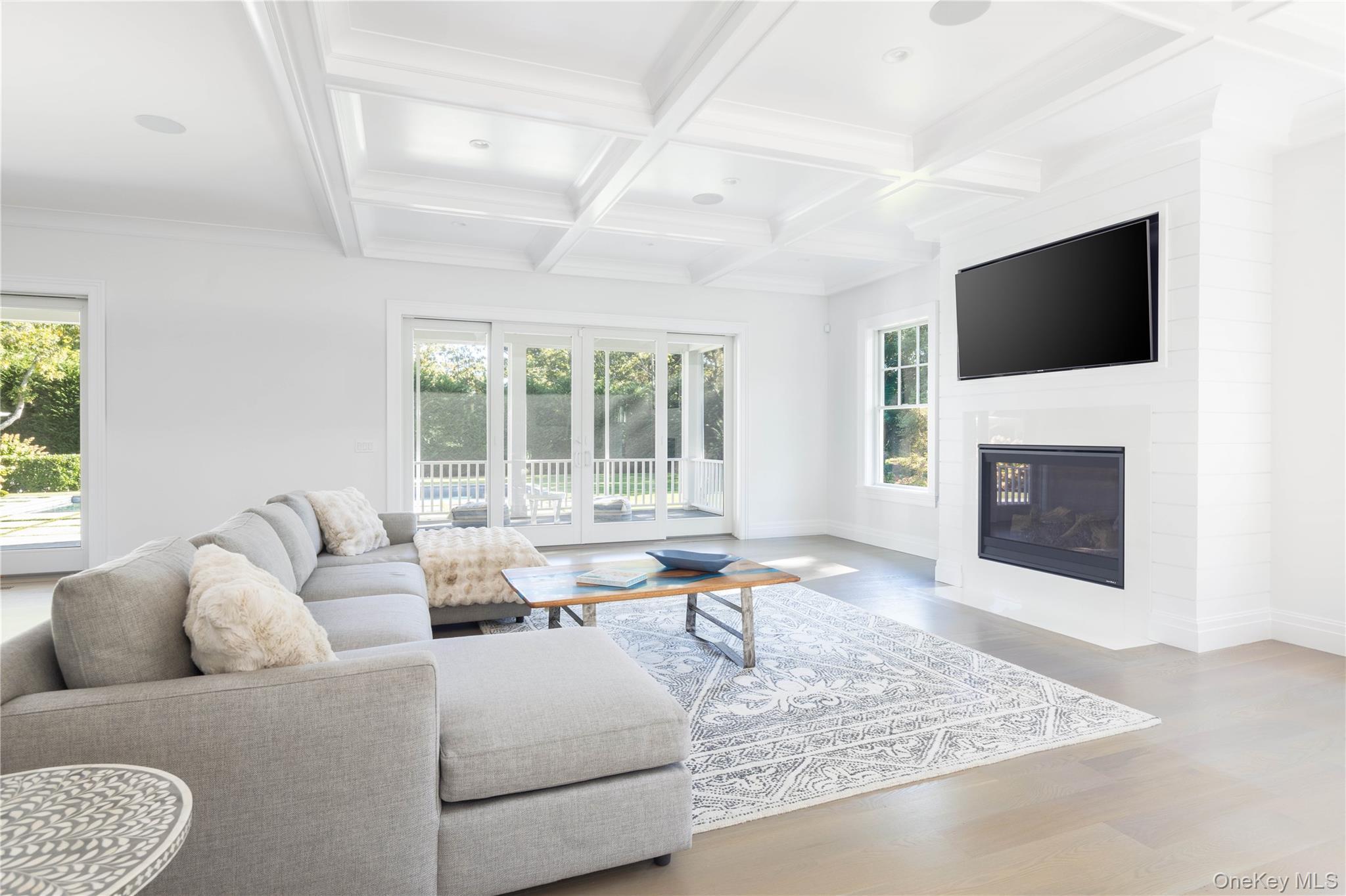 Single Family Griffing Suffolk County, NY 11978, MLS-926888-11