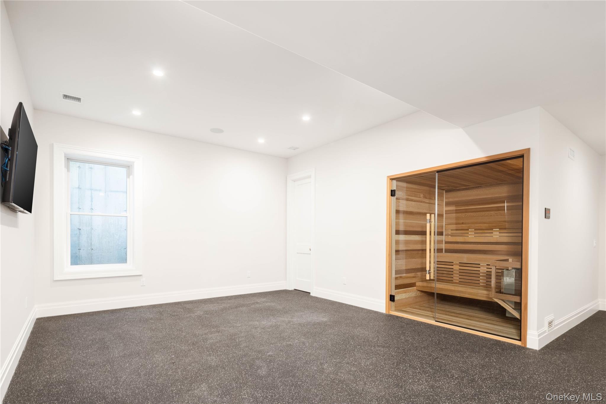 Single Family Griffing Suffolk County, NY 11978, MLS-926888-22