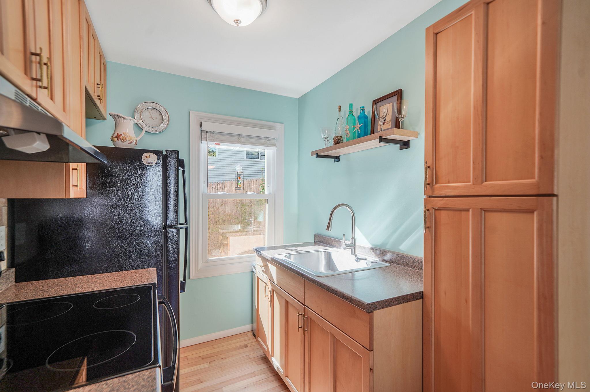 Single Family Wyandanch  Suffolk County, NY 11961, MLS-926919-10