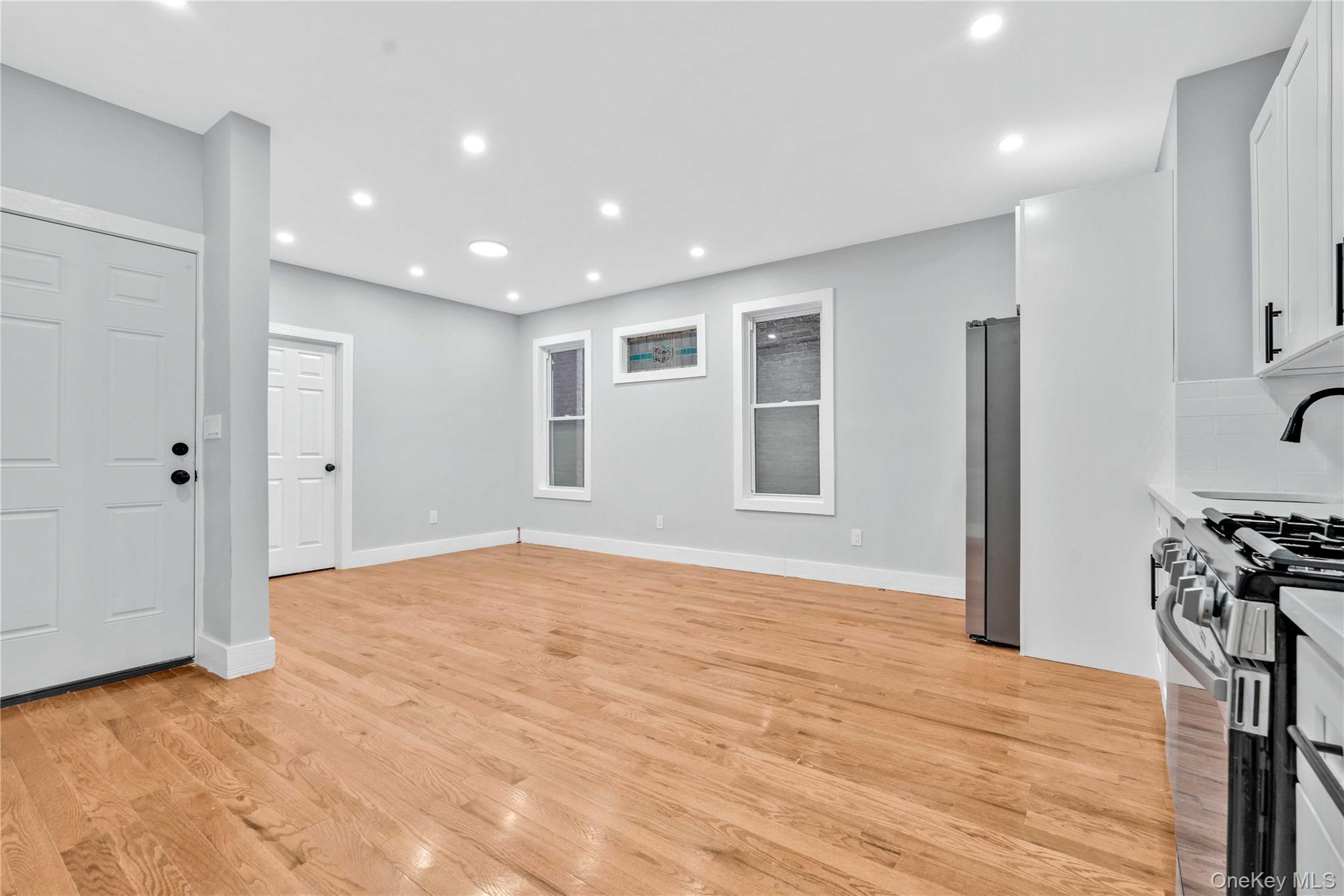 Single Family New York Brooklyn, NY 11210, MLS-926920-4