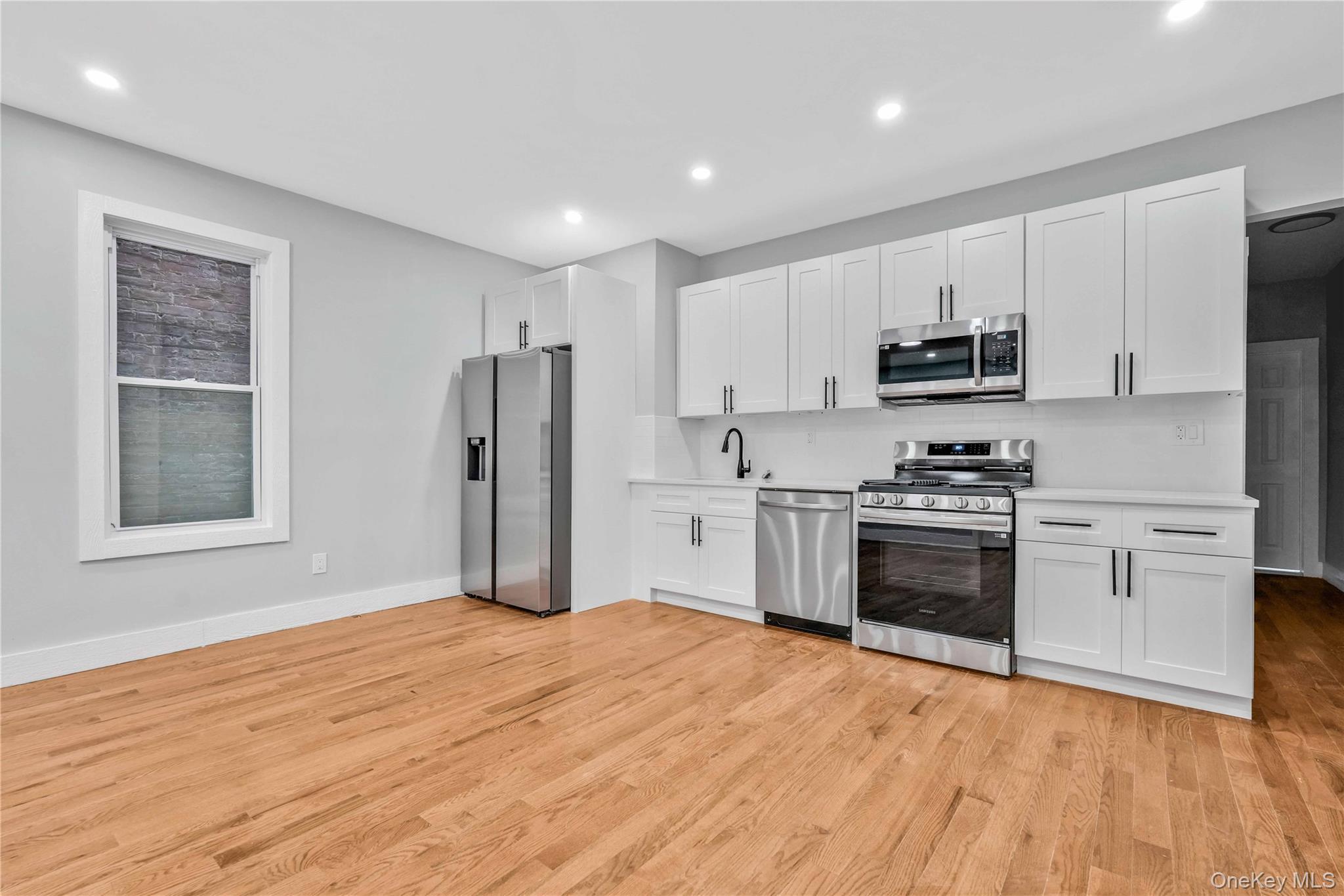 Single Family New York Brooklyn, NY 11210, MLS-926920-5