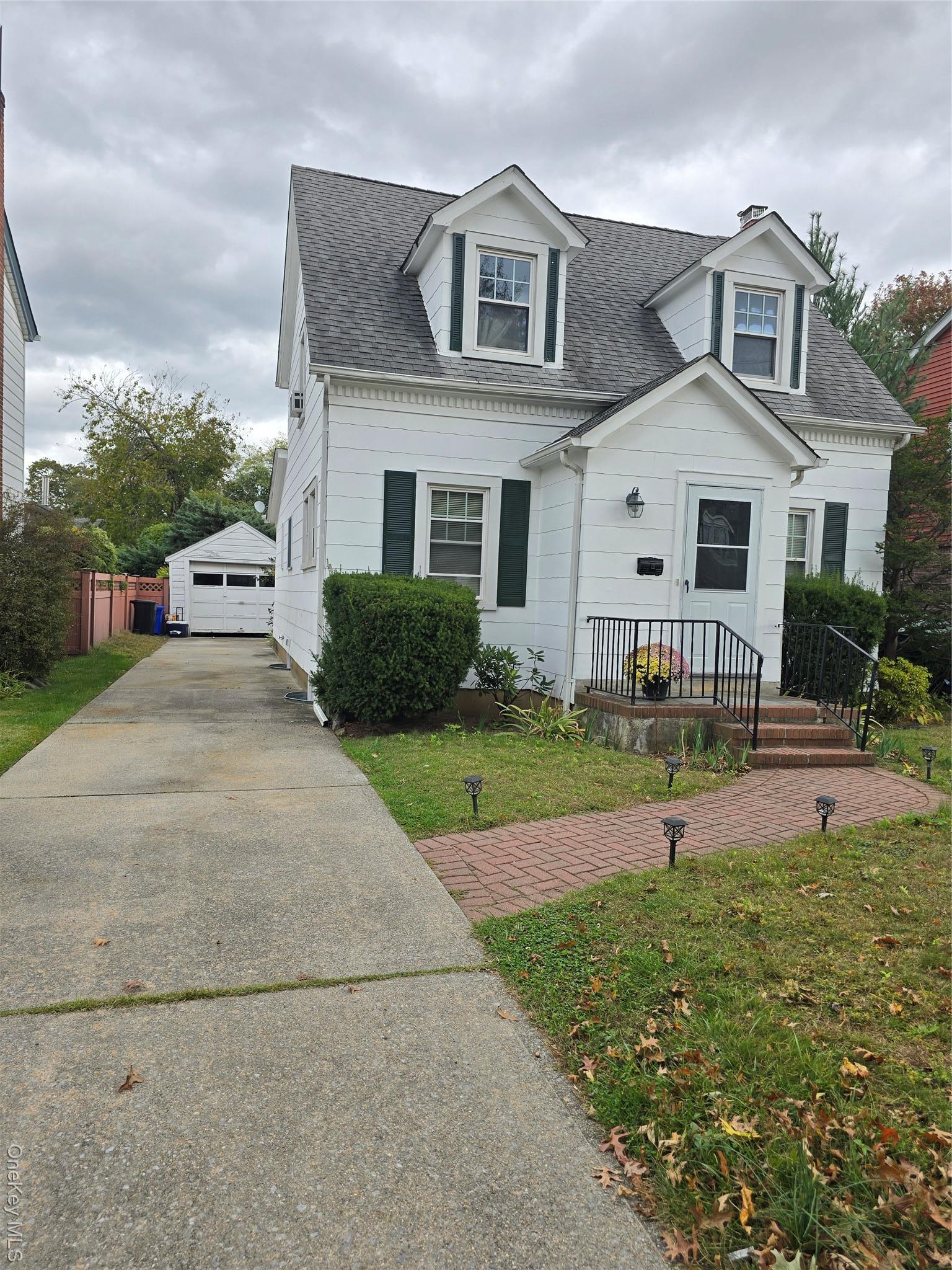 Single Family Kenneth  Nassau County, NY 11510, MLS-926926-2