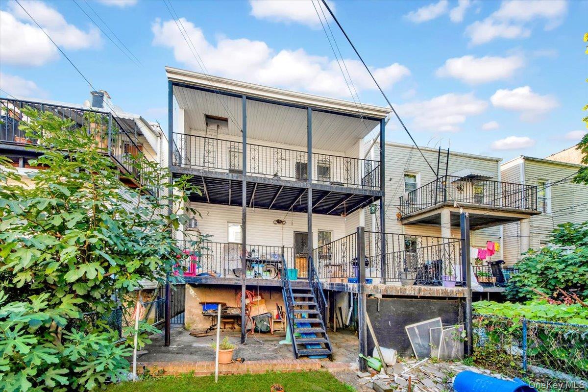 Single Family Wallace  Bronx, NY 10462, MLS-926930-29