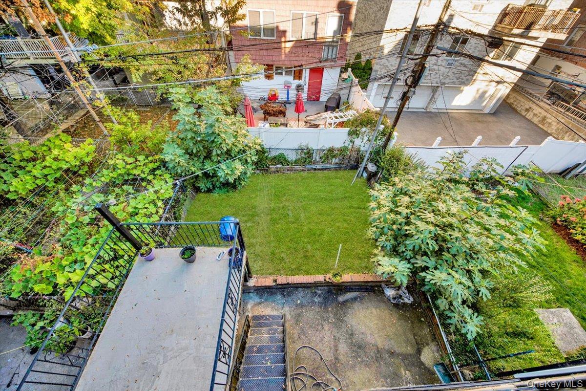 Single Family Wallace  Bronx, NY 10462, MLS-926930-31