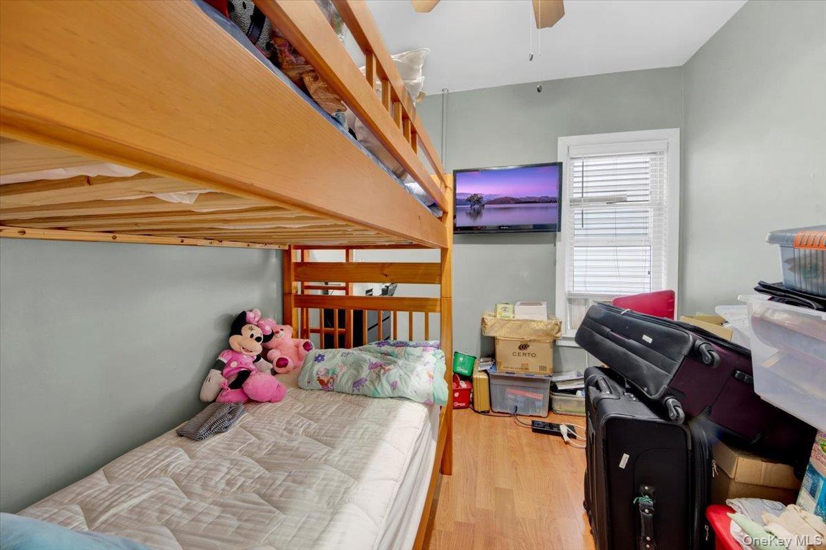 Single Family Wallace  Bronx, NY 10462, MLS-926930-7