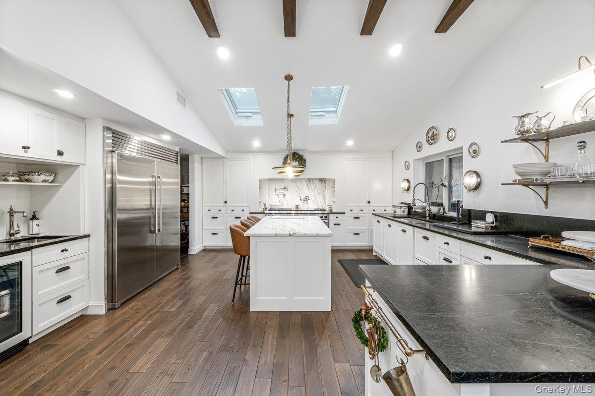 Single Family Rustic Gate Suffolk County, NY 11746, MLS-926964-11