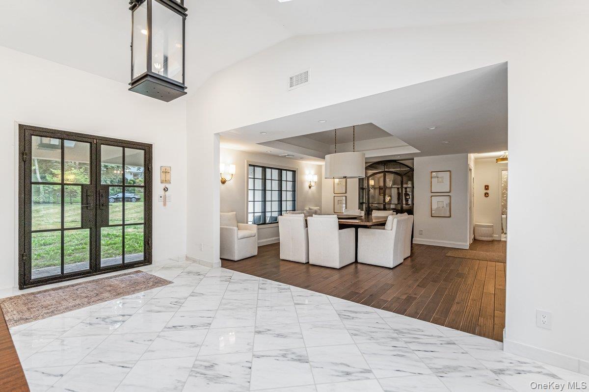 Single Family Rustic Gate Suffolk County, NY 11746, MLS-926964-6