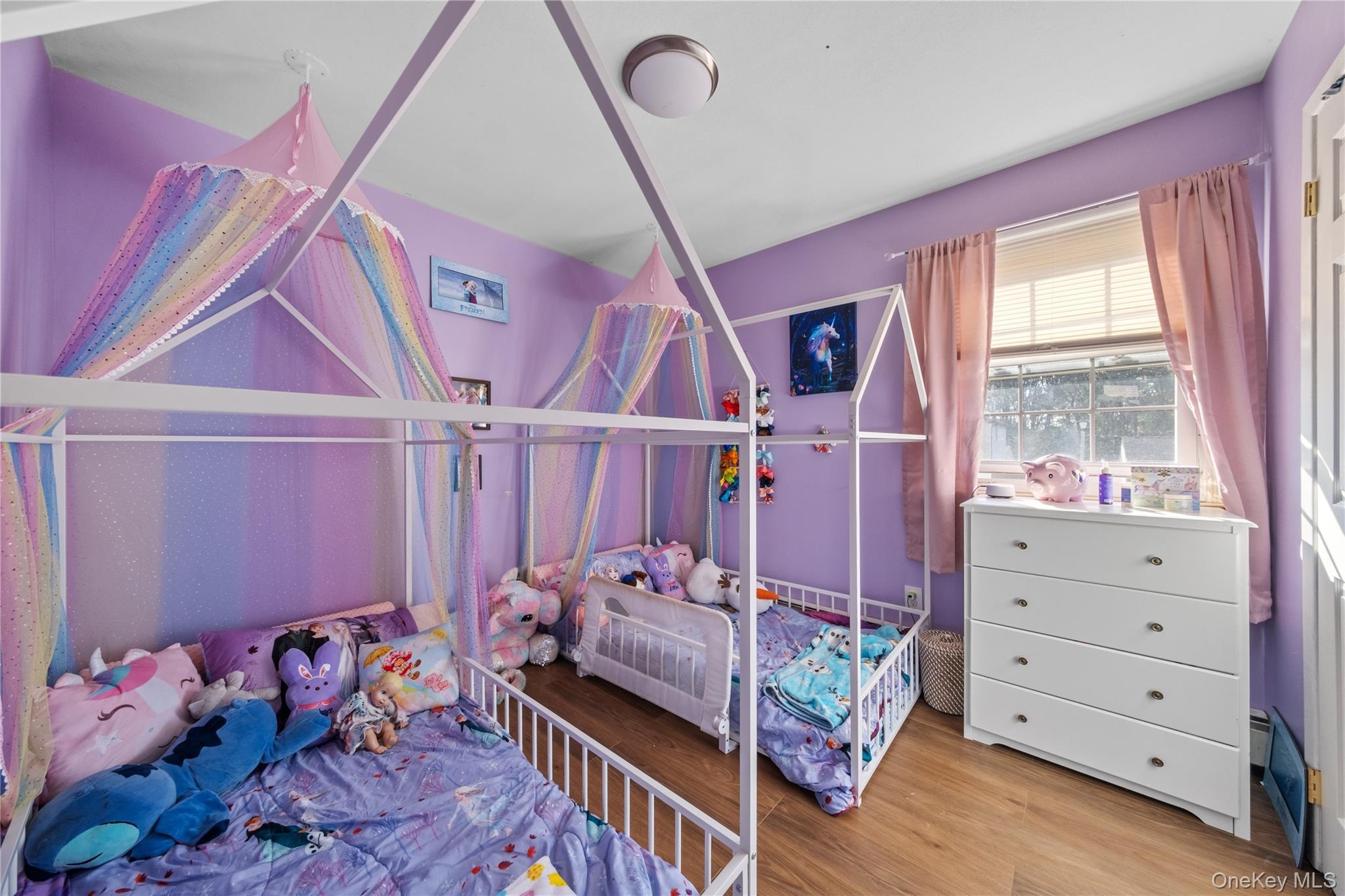 Single Family Singingwood  Suffolk County, NY 11741, MLS-926981-31