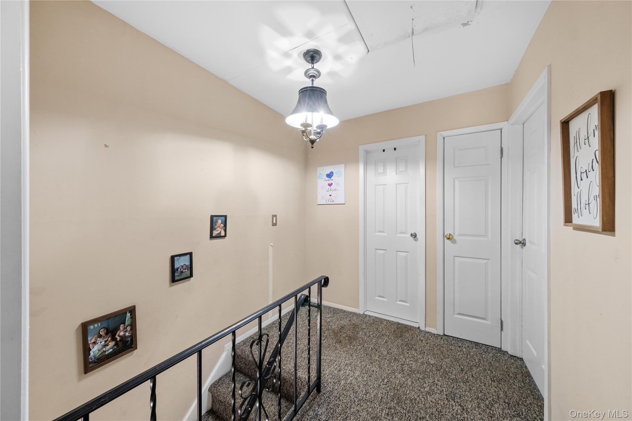 Single Family Singingwood  Suffolk County, NY 11741, MLS-926981-35