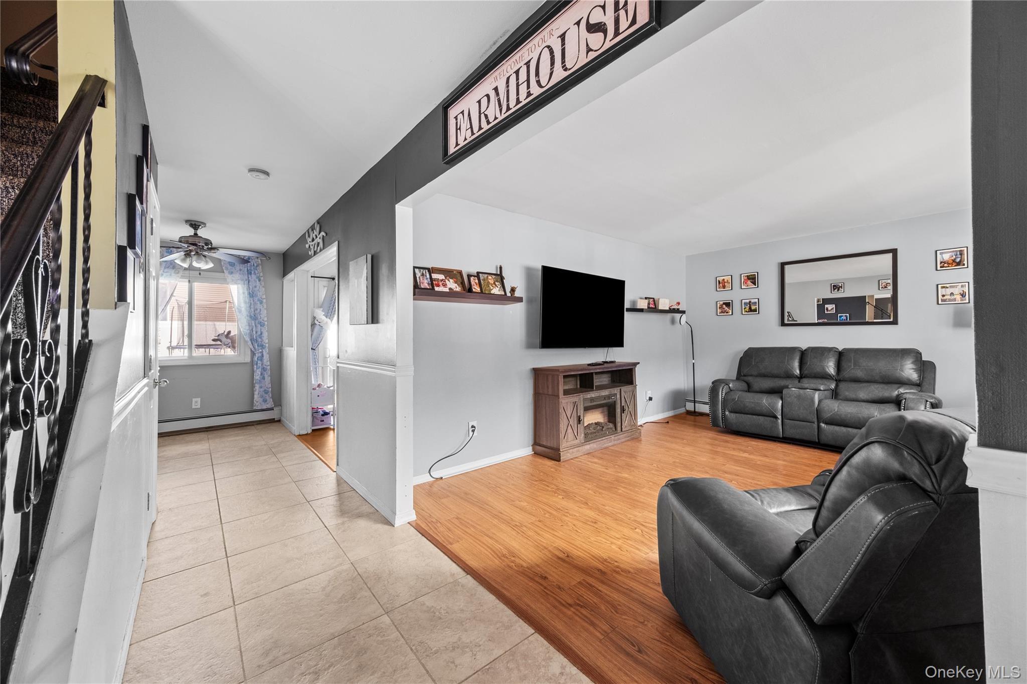 Single Family Singingwood  Suffolk County, NY 11741, MLS-926981-9