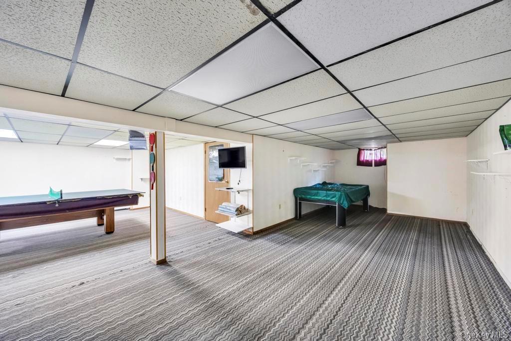 Single Family Evelyn  Suffolk County, NY 11949, MLS-927000-34