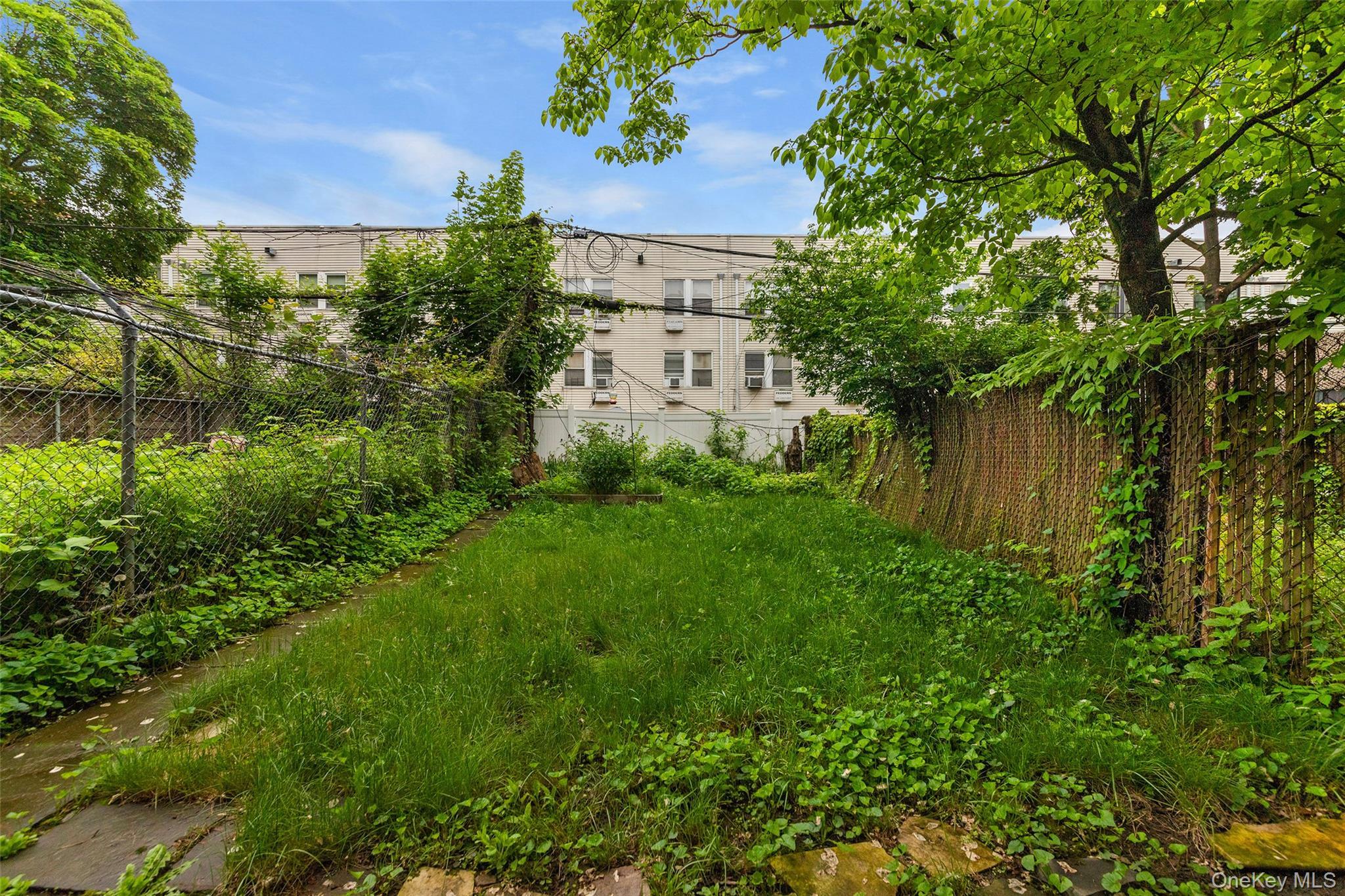 Single Family Hancock Brooklyn, NY 11216, MLS-927016-12