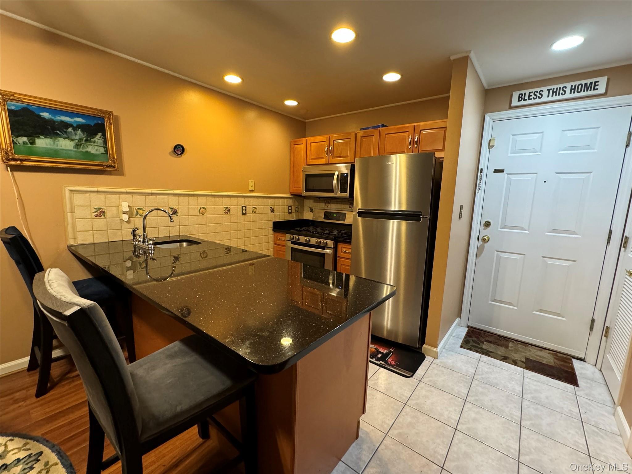 Condo Buttrick Bronx, NY 10465, MLS-927017-4