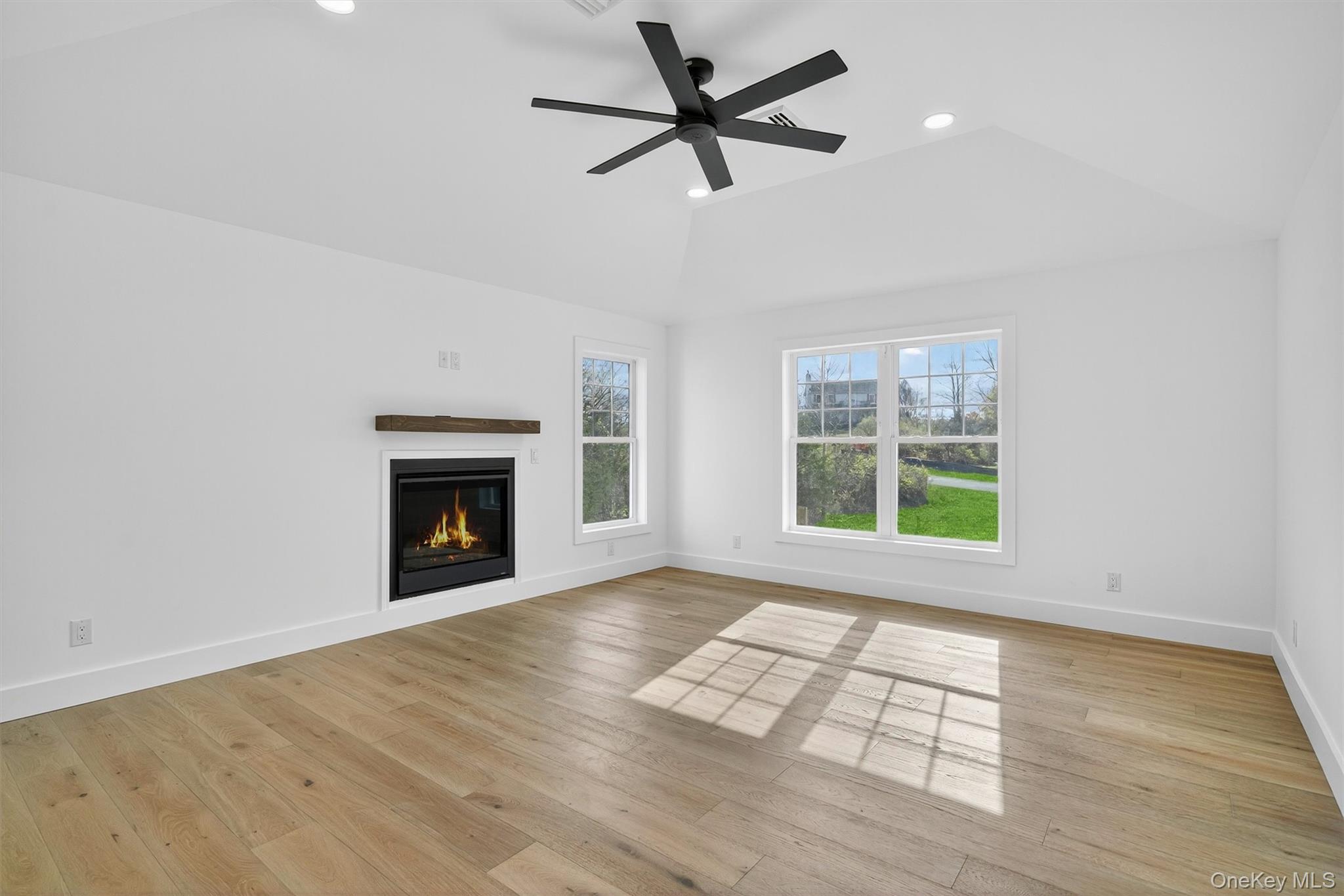 Single Family Bills  Ulster County, NY 12547, MLS-927018-17