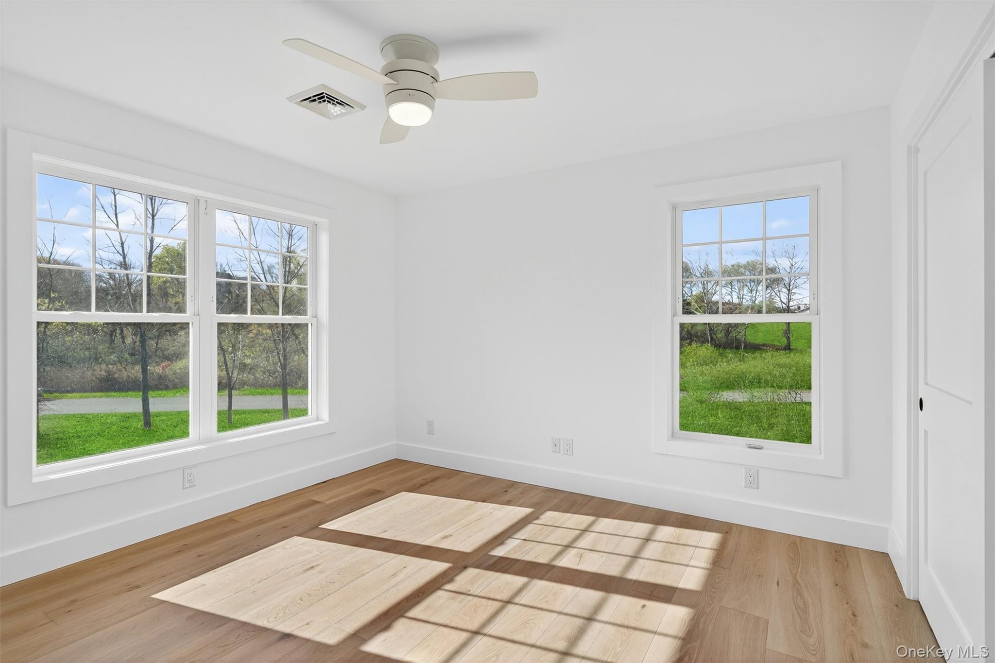 Single Family Bills  Ulster County, NY 12547, MLS-927018-22